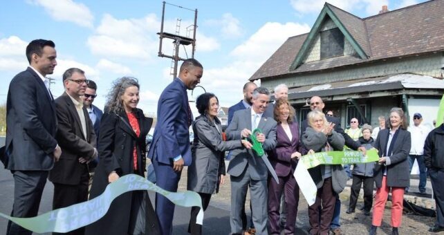 Pennsylvania's Newtown Rail Trail ribbon cutting | Photo courtesy Bucks County Planning Commission
