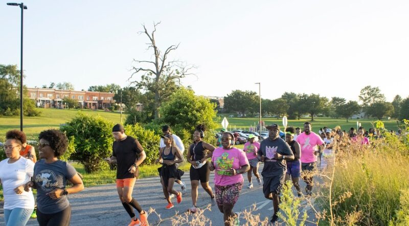 Group of trail runners in Baltimore, MD | Photo by Allison Abruscato