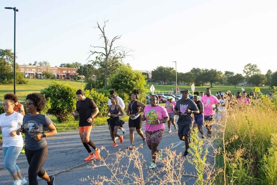 Group of trail runners in Baltimore, MD | Photo by Allison Abruscato