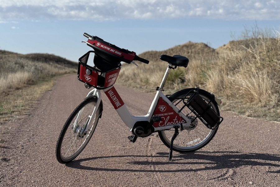 Valentine bike share bike on Nebraska's Cowboy Trail | Photo courtesy ROAM Share