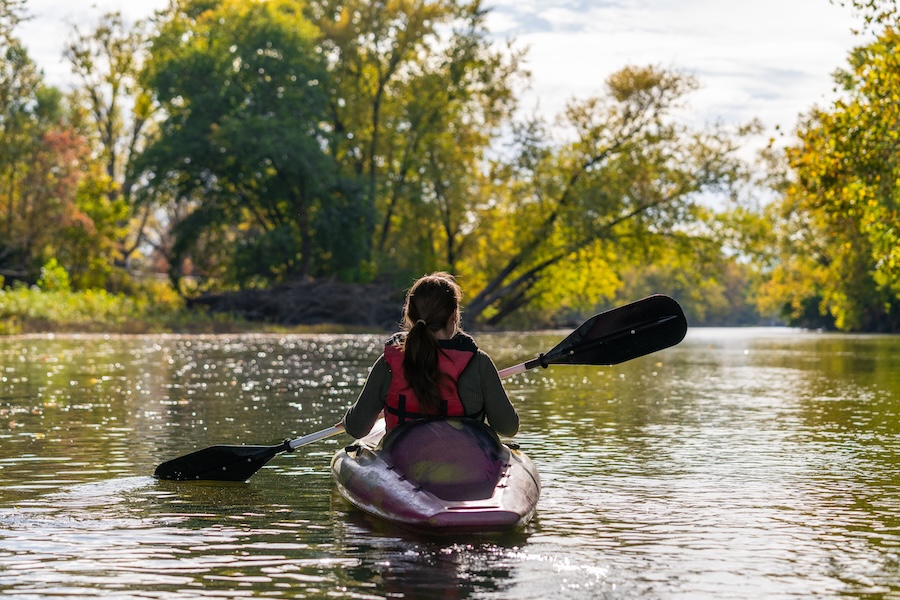 White River kayaking in Noblesville, Indiana | Photo by Daniel Woody Photography