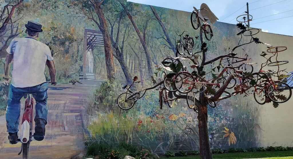 Iowa's Wabash Trace Nature Trail | Photo by Carol Alexander