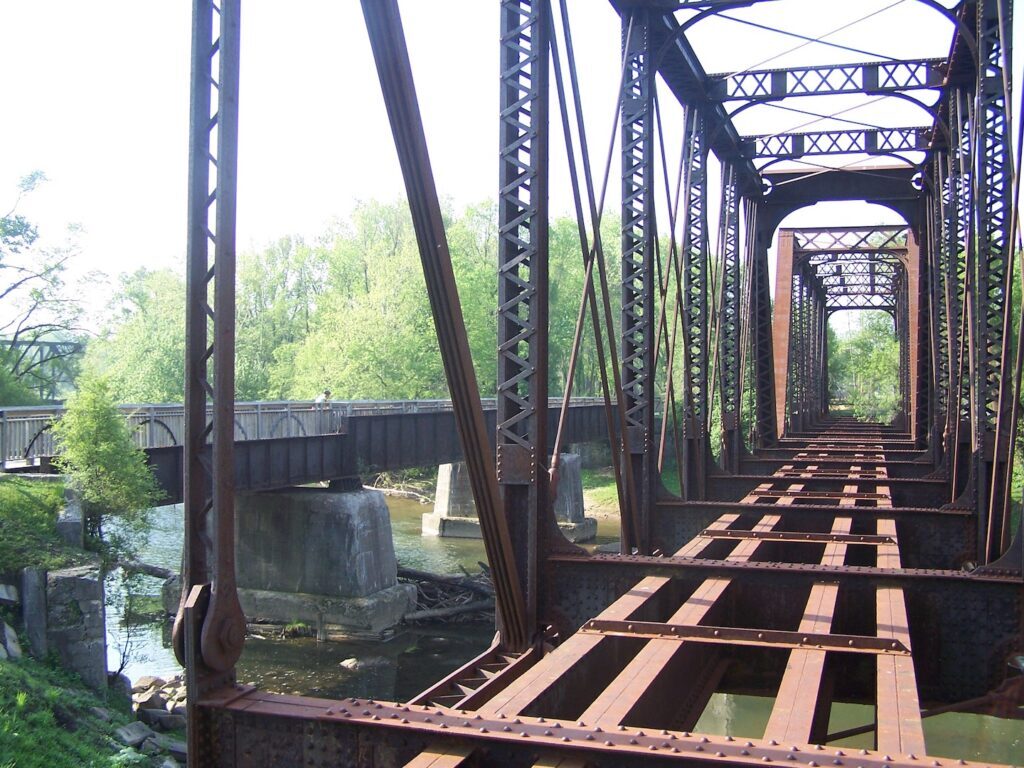 Muncie section of Cardinal Greenway | Photo by Eric Oberg, courtesy RTC