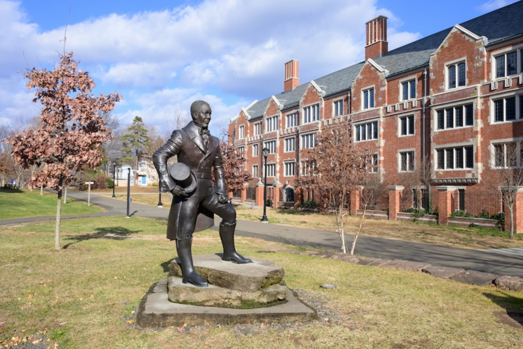 Statue honoring 19th-century engineer William Lanson along the Farmington Canal Heritage Trail in New Haven | Photo by John Munno