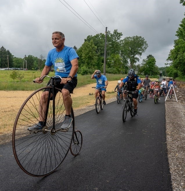 Old school bicycle on Ohio's Aurora Trail | Photo courtsey City of Aurora