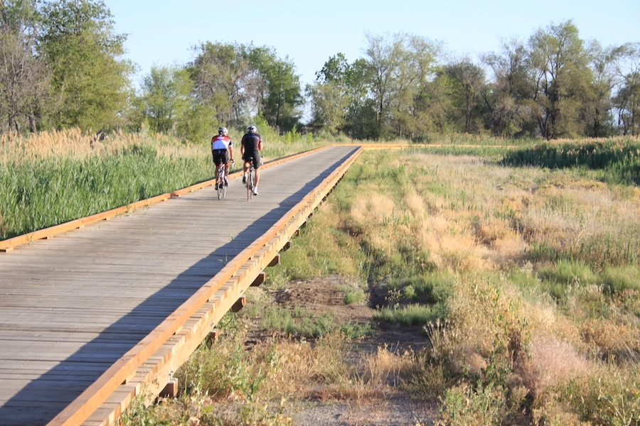 Jordan River Parkway Trail, northwest of Salt Lake City | Photo by Lynn Larsen