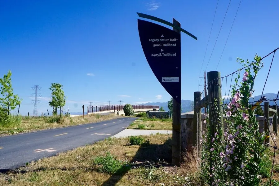 A pedestrian overpass crosses the Legacy Parkway in Woods Cross, Utah, allowing access to the 14-mile Legacy Nature Trail on the other side of the freeway. | Photo by Cindy Barks