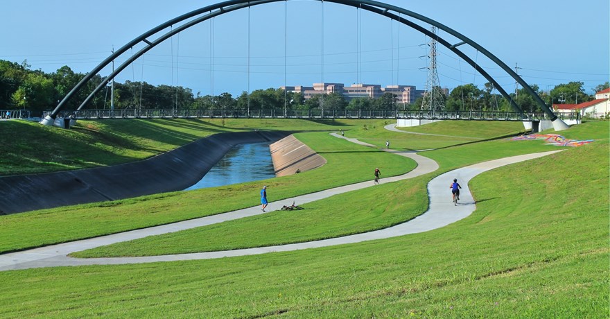 View of the Brays Bayou Greenway Trail in Hermann Park. | Courtesy Bob Bohmer Photography