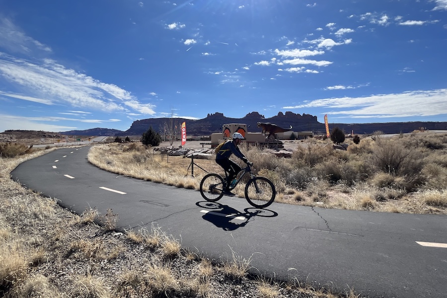 The northern end of the trail passes Moab Giants Dinosaur Park, which offers dinosaur experiences and the Giants Caf&eacute;. Photo by Cindy Barks