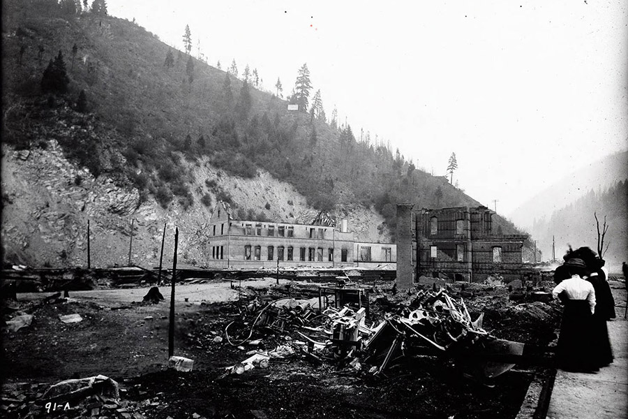 Wallace Idaho after the 1910 fire | Photo courtesy of University of Idaho Library Digital Collections, Barnard-Stockbridge Photograph Collection