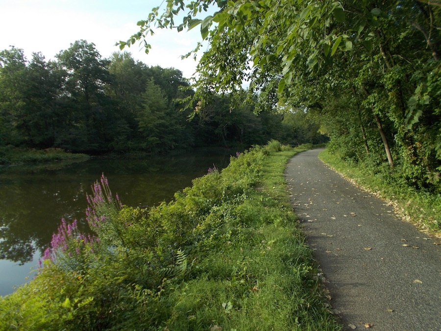 Connecticut's Windsor Locks Canal Trail | Photo by Jim Brown