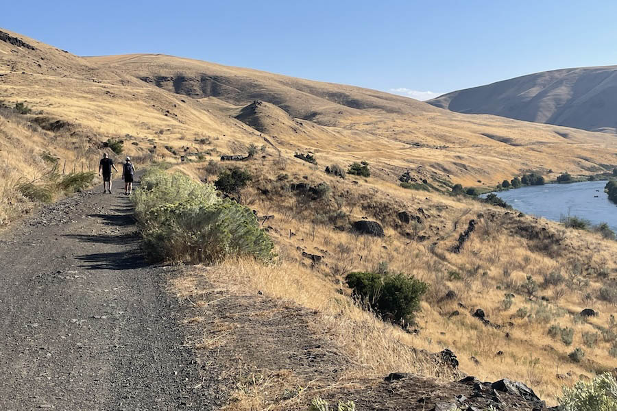 Sherman County’s Deschutes River Trail takes a winding, nearly 19-mile course through a remote canyon along a nationally designated Wild and Scenic River. | Photo by Glenn Zinkus