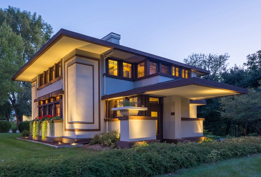 Rock Crest-Rock Glen Historic District home near Iowa's Trolley Trail | Photo courtesy Iowa Tourism Office