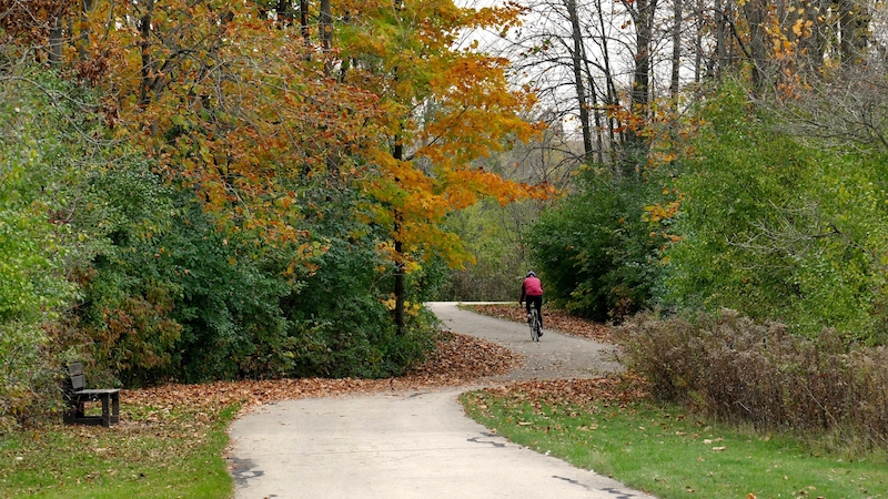 The Oak Leaf Trail in the Milwaukee suburb of Franklin | Photo by Ken Mattison