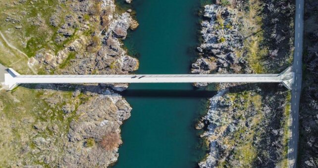 California's Sacramento River Trail's Stress Ribbon Bridge | Photo by Seth McGaha