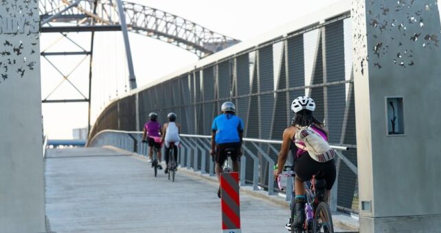 Ohio's Cleveland Foundation Centennial Lake Link Trail | Photo by Jason Cohn