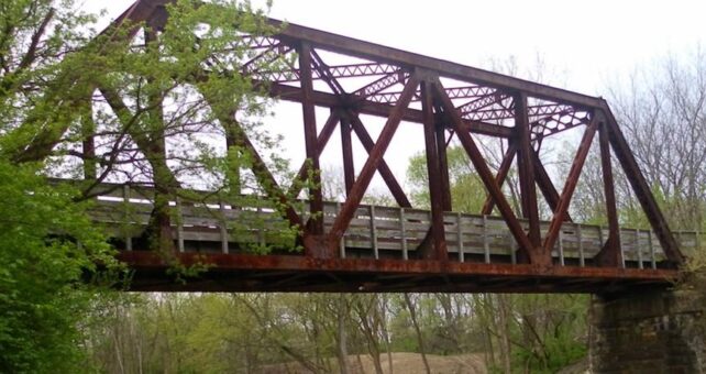 View of Simon Kenton Trail bridge from Buck Creek Trail | Photo by Louis Agresta