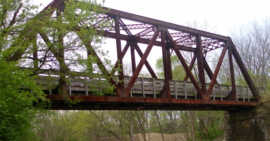 View of Simon Kenton Trail bridge from Buck Creek Trail | Photo by Louis Agresta