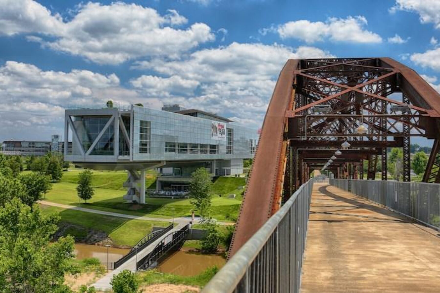 Arkansas's Arkansas River Trail | Photo by Scott Stark