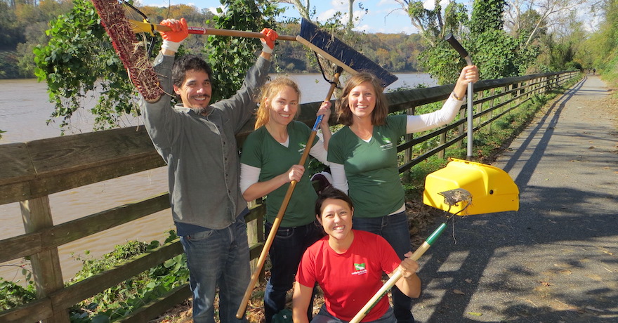 Capital Crescent Trail clean-up | Photo courtesy RTC Capital Crescent Trail clean-up | Photo courtesy RTC