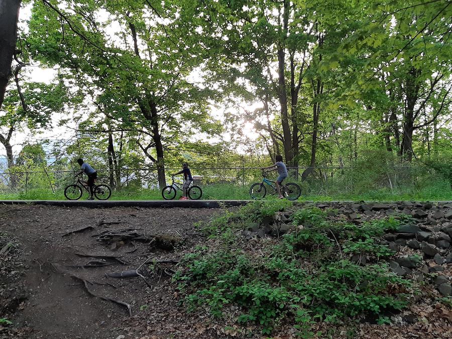 Connecticut's Farmington Canal Heritage Trail | Photo by TrailLink user nmfuko