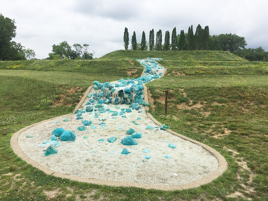 Glass art at Ariel Foundation Park along the Heart of Ohio Trail | Photo by Eric Oberg