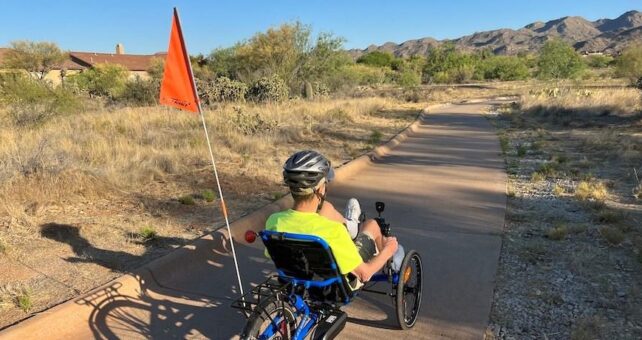 Golf cart trail in Arizona's Oro Valley | Photo courtesy Lew Roscoe