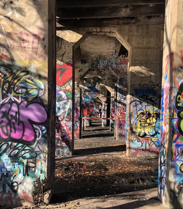 Graffiti Pier en Filadelfia| Foto de Anya Saretzky, cortesía de RTC