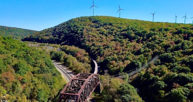 Great Allegheny Passage (gaptrail.org) | Photo by Milo Bateman