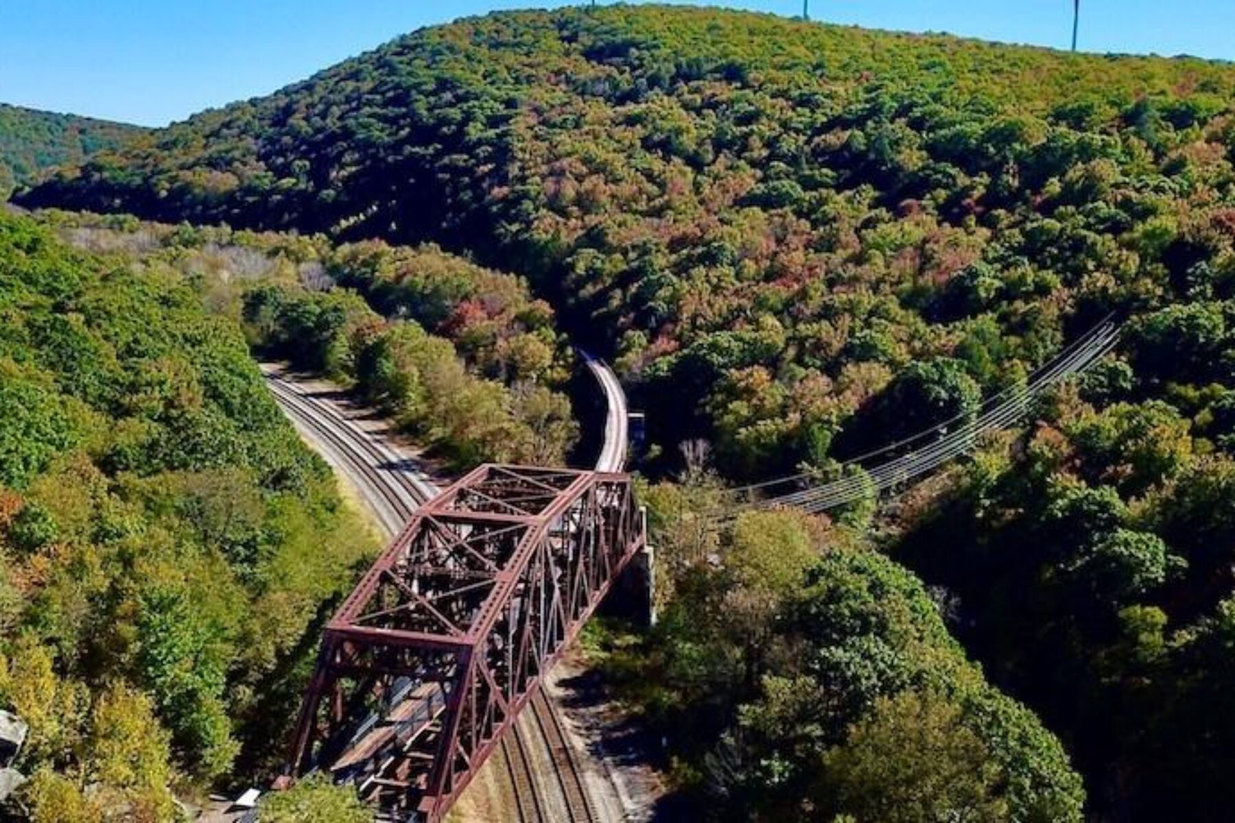 Great Allegheny Passage just outside Pittsburgh, Pennsylvania | Photo by Milo Bateman