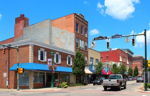 Historical Mount Vernon, the county seat for Knox County | Photo by Brandon Bartoszek