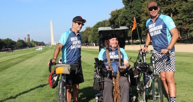 Ian’s ride on the Great American Rail-Trail began with a ceremony on the National Mall. | Photo by Anthony Le, courtesy RTC