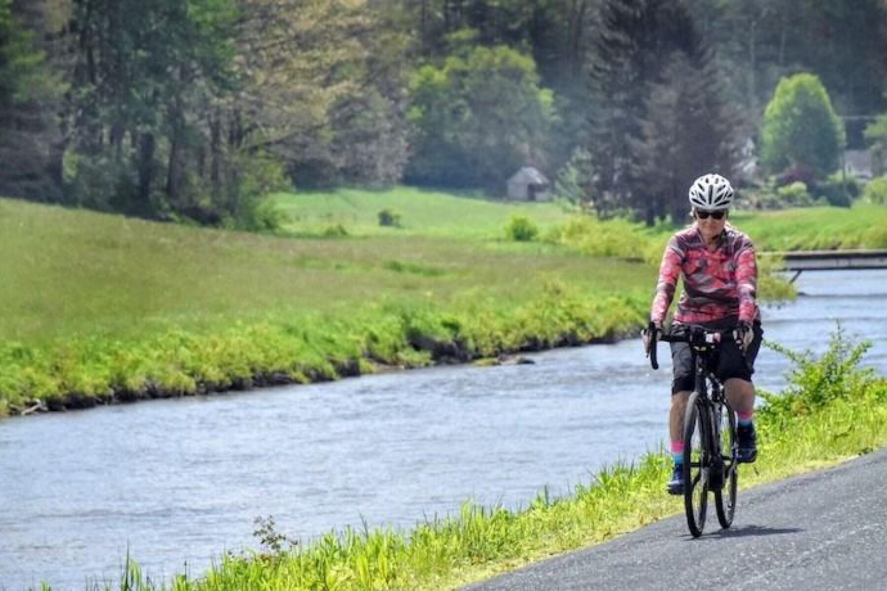 Libby Rose on e-bike | Photo courtesy Wandering Rose Travels