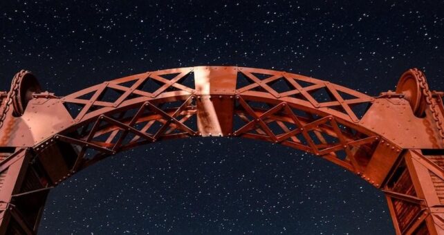 Lift bridge, Hennepin Canal, night view | Courtesy of Hennepin Hundred