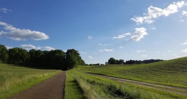 Little Beaver Creek Greenway Trail | Photo by TrailLink user jsusany324