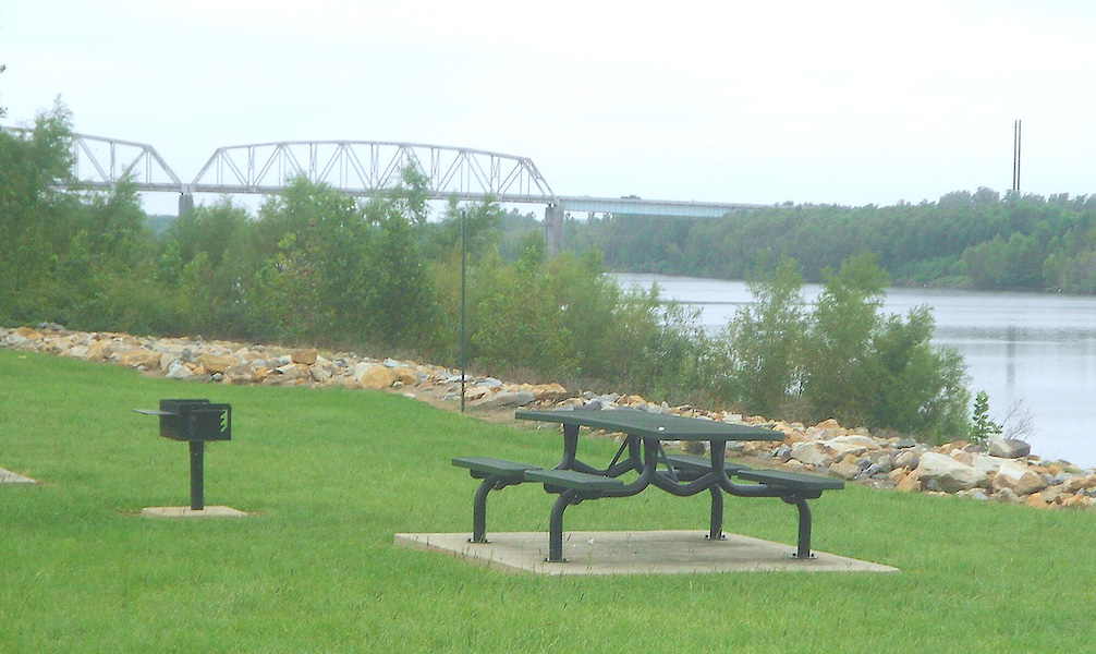 Louisiana's Red River Bicycle Trail | Photo by TrailLink User noeljkelller