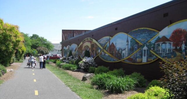 Massachusetts' Manhan Rail Trail mural | Photo by Wendy Hammerle