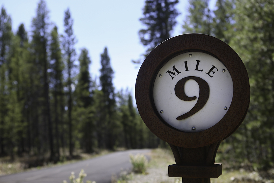 Mile 9 marker on Mineral Belt Trail | Photo by Scott Stark