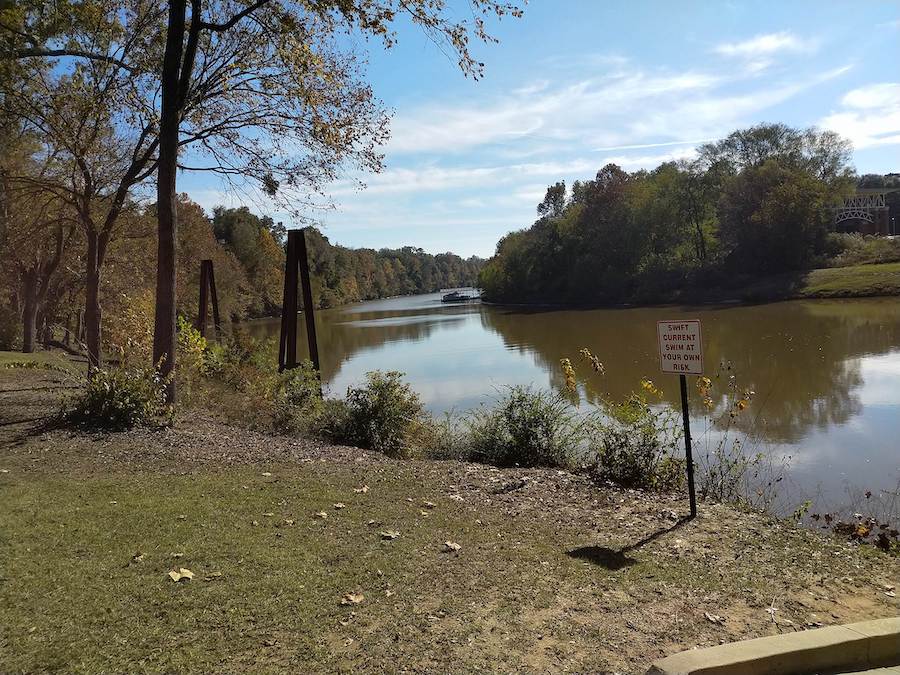 Mississippi's Columbus Riverwalk | Photo by TrailLink user nansplace1951