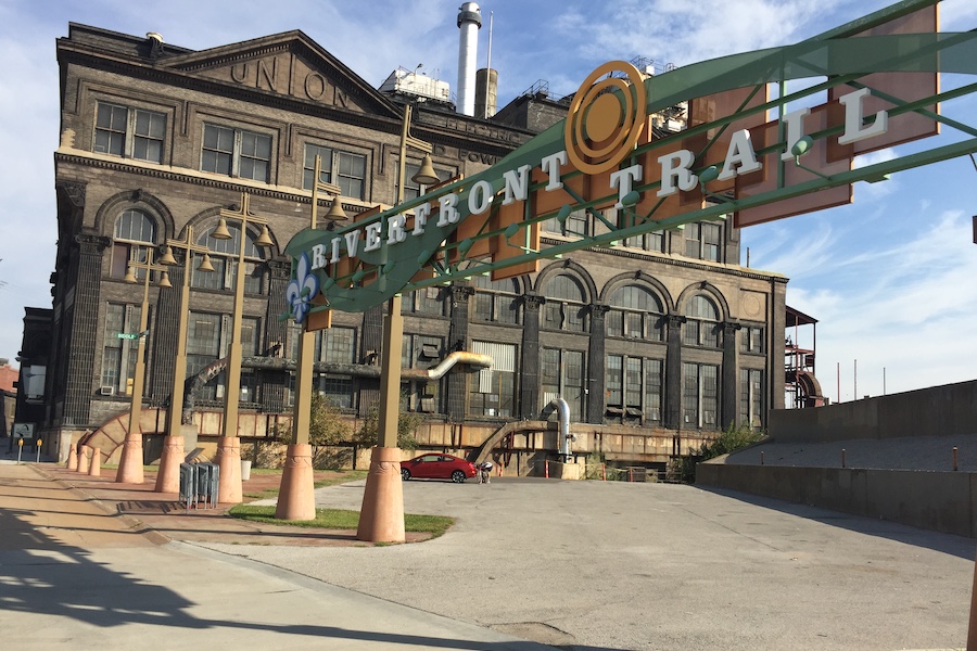 Missouri's St. Louis Riverfront Trail | Photo by Eric Oberg