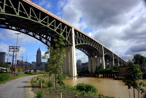Ohio and Erie Canalway Towpath Trail (under Hope Memorial Bridge) along the Cuyahoga River | Photo by Paul F. Neumann