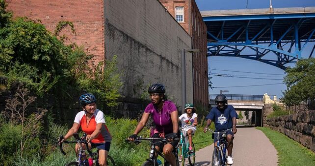 Ohio's Cleveland Foundation Centennial Lake Link Trail | Photo by Renee Rosensteel