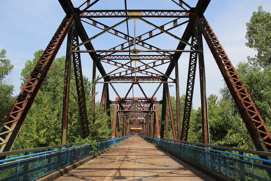 Old Chain of Rocks Bridge along Illinois Route 66 Trail in Madison | Photo by C Hanchey | CC by 2.0