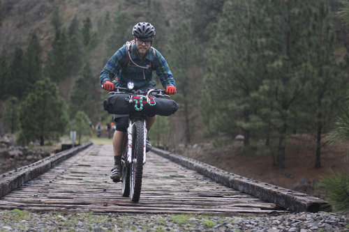 On the Klickitat Trail in Oregon | Photo by Gabriel Amadeus | CC by 2.0