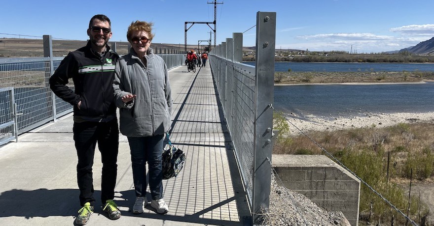 Rails-to-Trails staffers Kevin Belle and Marianne Wesley Fowler at the opening of the Beverly Bridge along the Palouse to Cascades State Park Trail in Washington | Courtesy Kevin Belanger