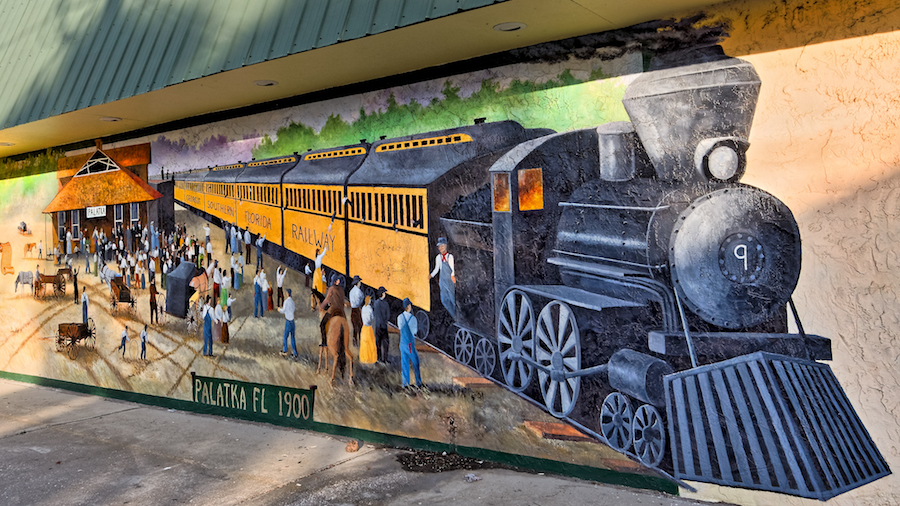 Railroad mural in Palatka | Photo by Allen Forrest