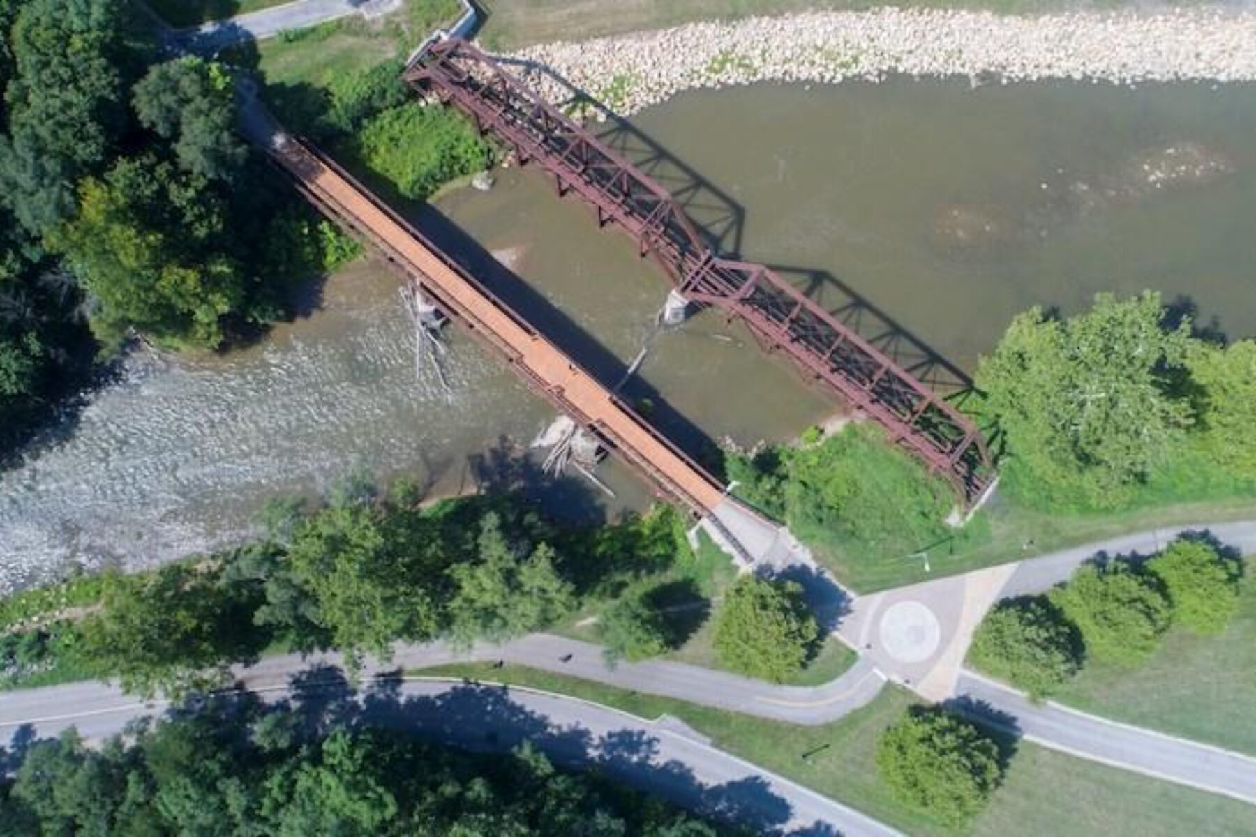 Trail crossing over the White River along the Cardinal Greenway near the McCulloch Riverview Trailhead in Muncie, Indiana | Photo by Tony Valainis