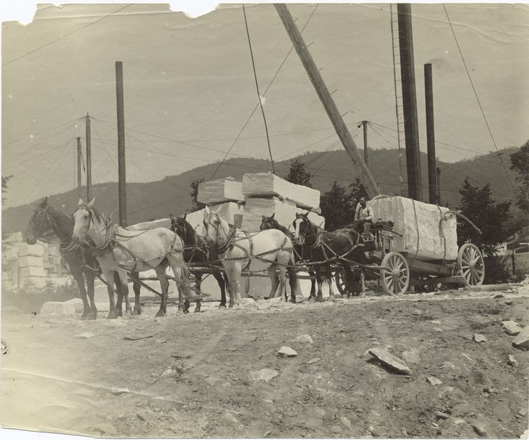 Transporting stone from quarry to railroad in Vermont | Courtesy the New York Public Library