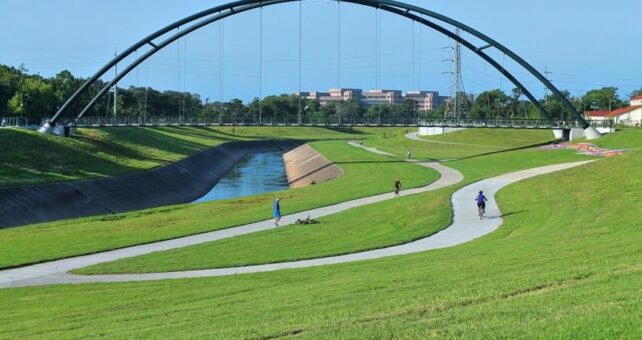 View of the Brays Bayou Greenway Trail in Hermann Park. | Courtesy Bob Bohmer Photography