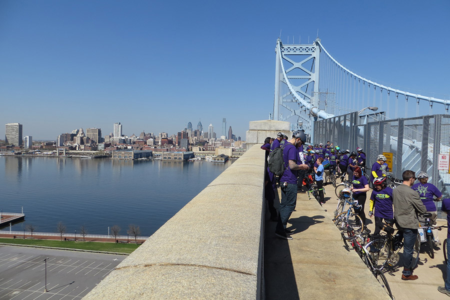 Ben Franklin Bridge walkway connecting Philadelphia and Camden, New Jersey | Photo courtesy RTC